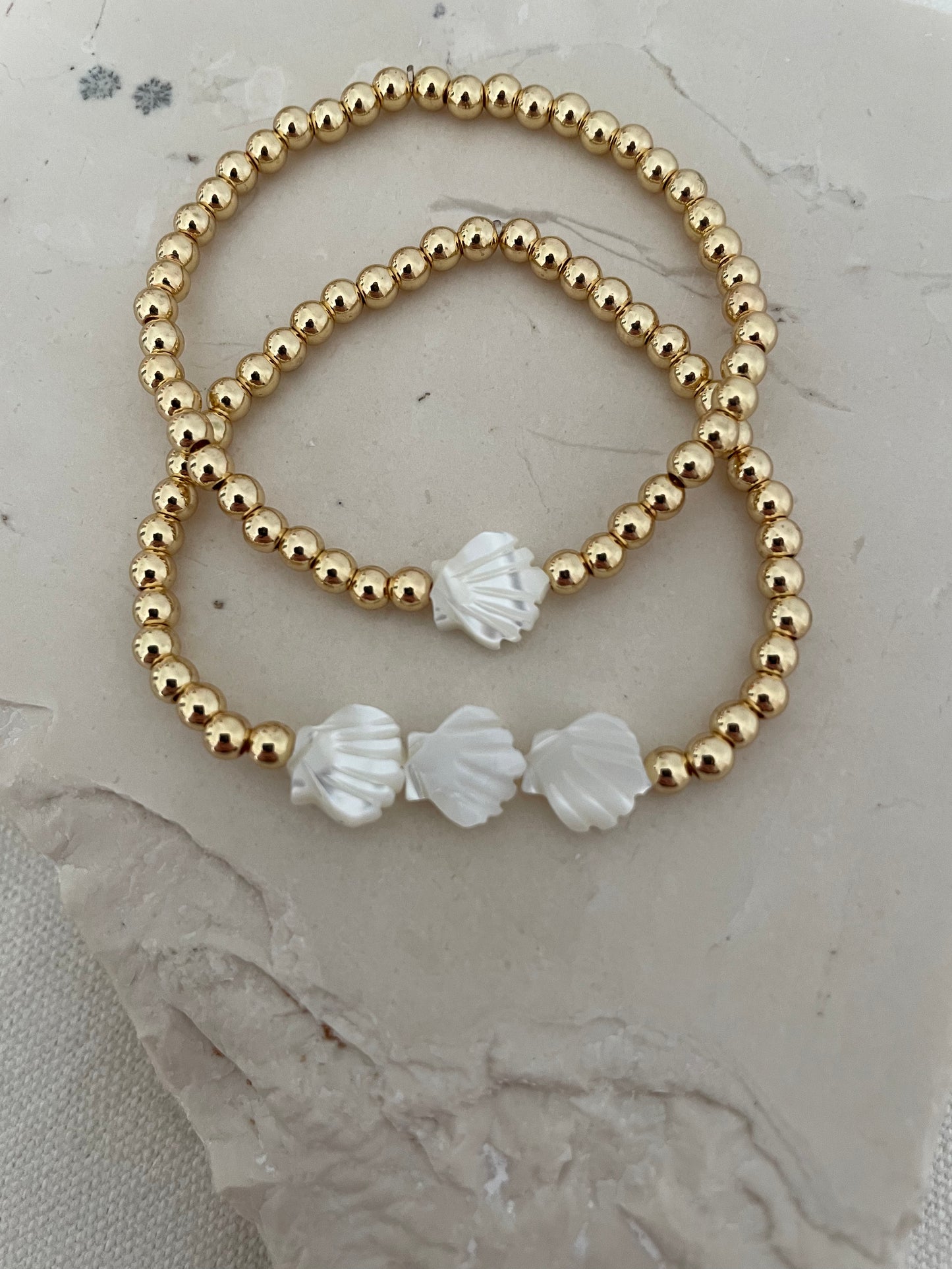 Seashell Pearl Bracelet